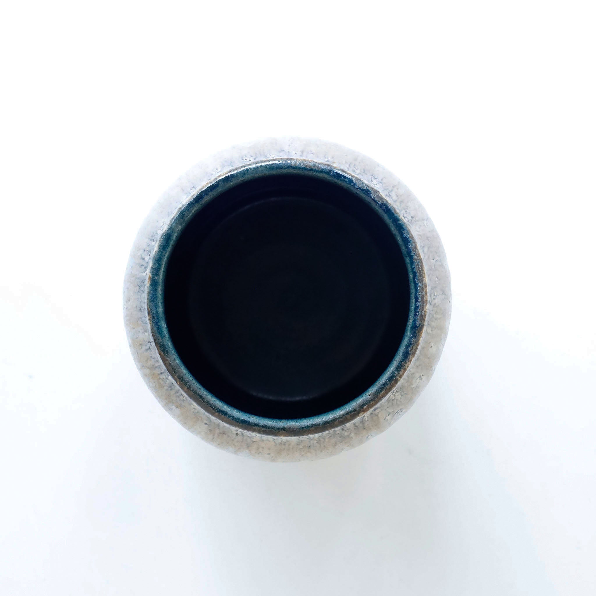 ●26-NT-71 Ash-Glazed Kohiki Water Jar A