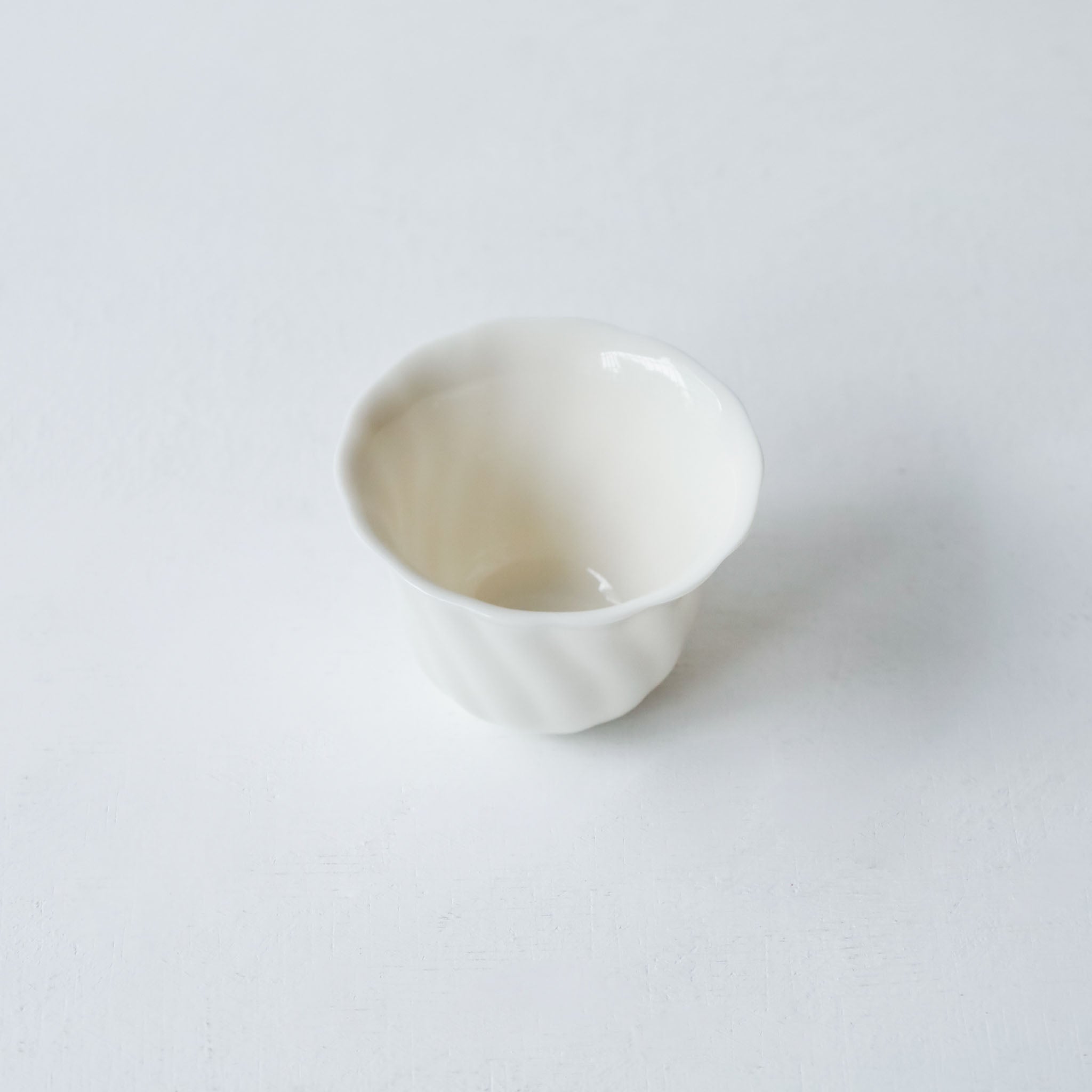村上雄一 芳韻花弁茶杯 14弁