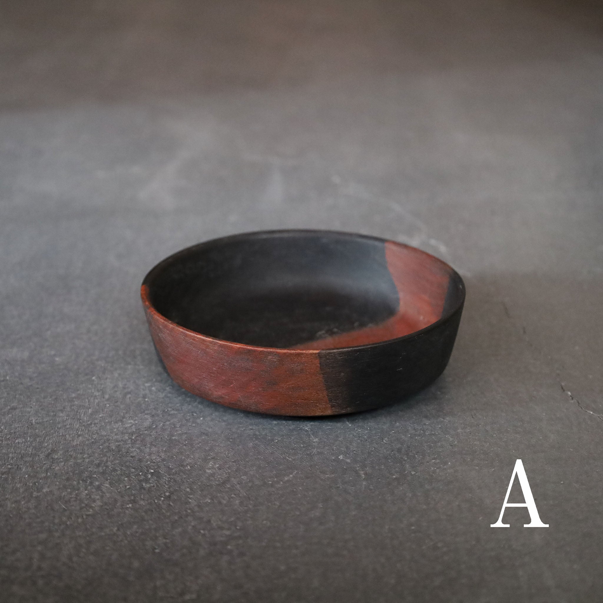 ●26-SD-8 GOKEZOKO Shallow Bowl - Botanical Dye