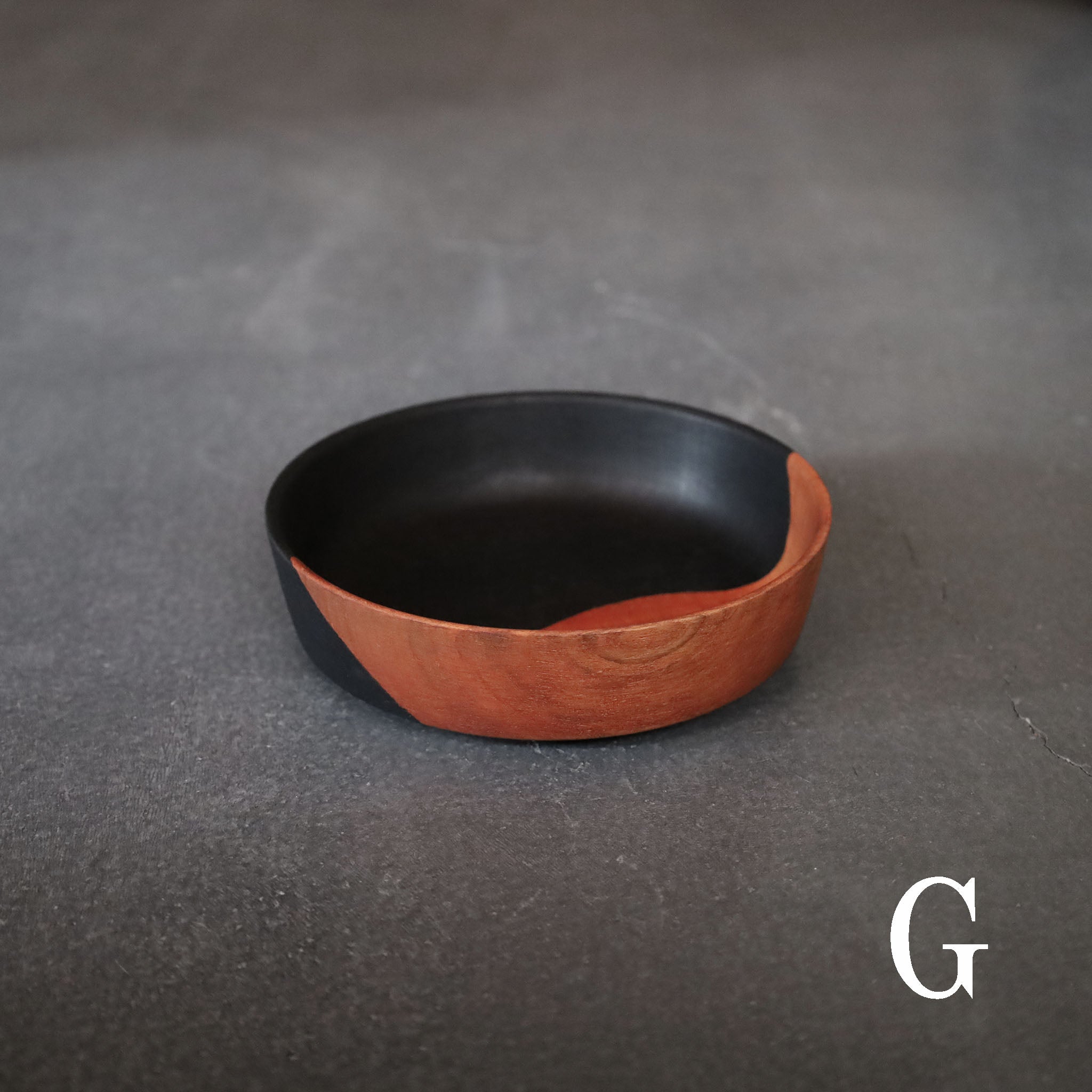 ●26-SD-8 GOKEZOKO Shallow Bowl - Botanical Dye