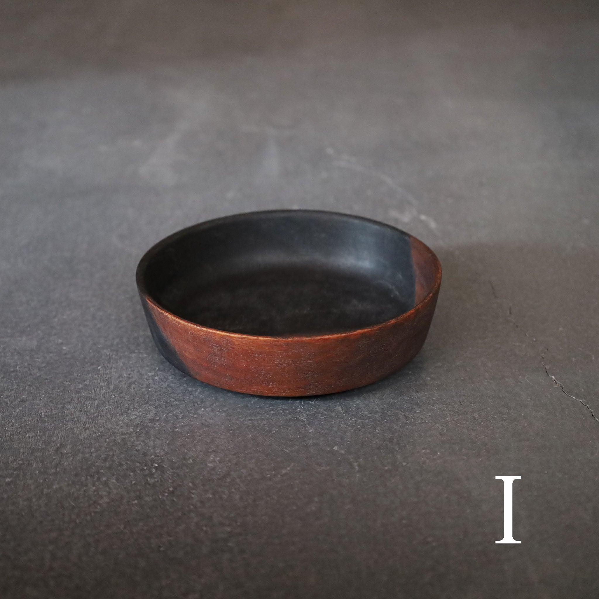 ●26-SD-8 GOKEZOKO Shallow Bowl - Botanical Dye
