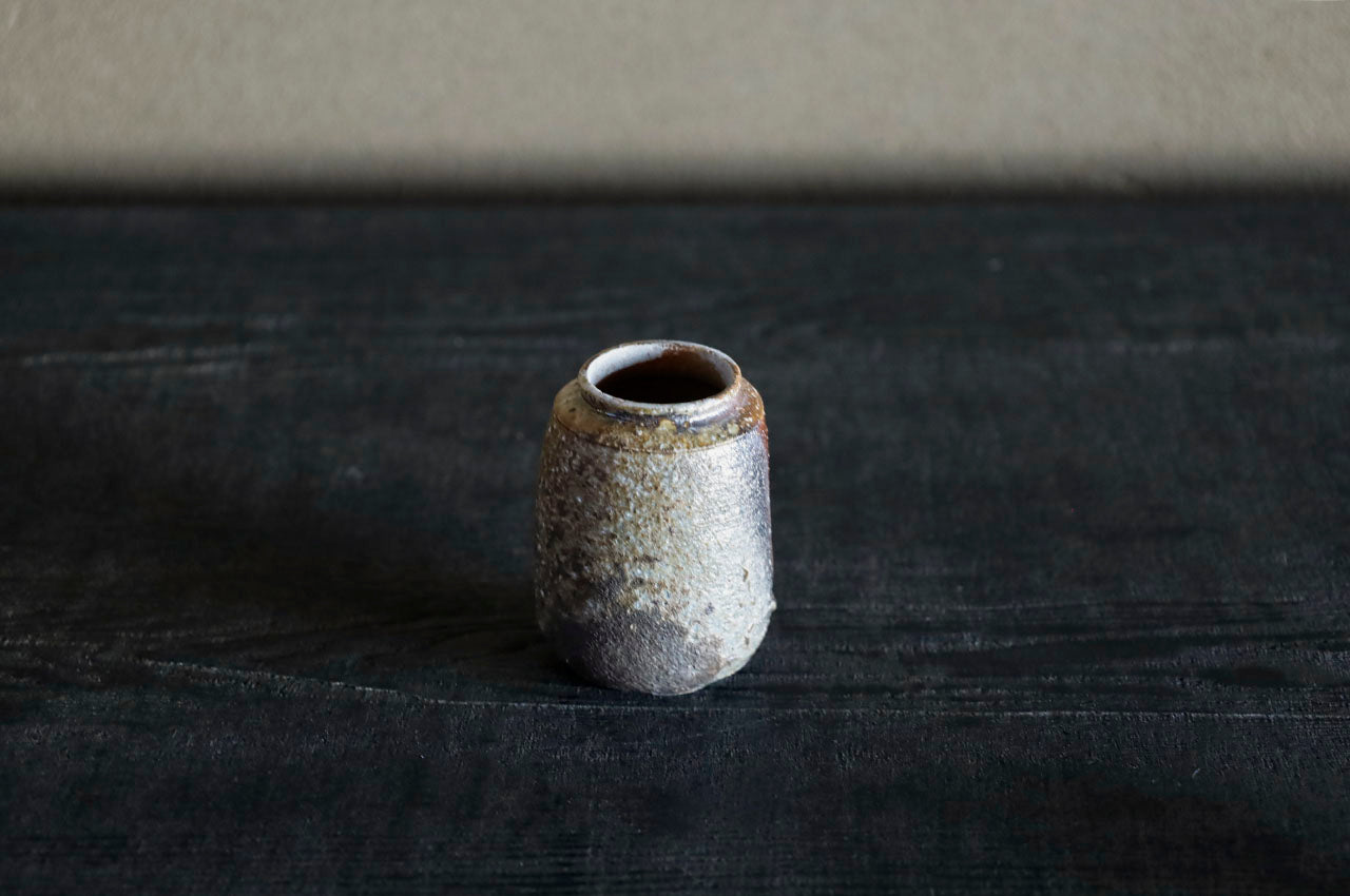 Shiro Shimizu / Higashi-Omi Tsuchiyakishime Chaire C (Tea Caddy made of Higashi-Omi Clay, Unglazed and High-fired)