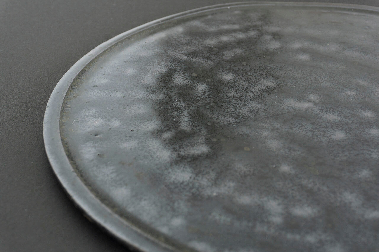 Naoto Yano / Black Glaze Plate 23cm