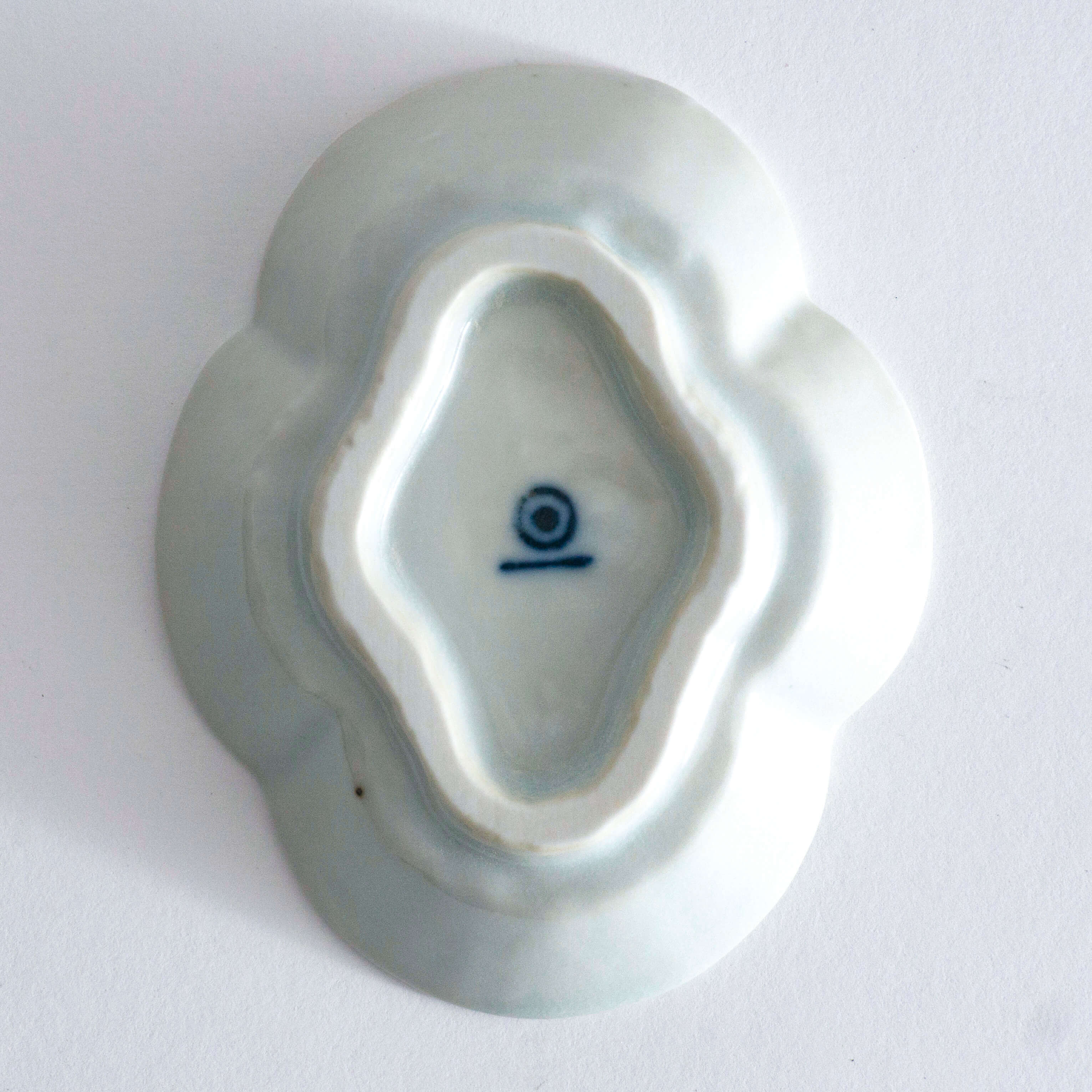 Yazaemon Kiln - Small Mamebachi Bowl, Old White Porcelain