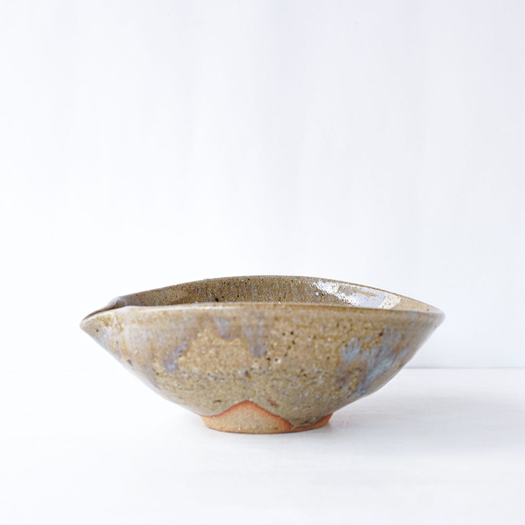 23-A15 Shingo Oka Spouted Bowl