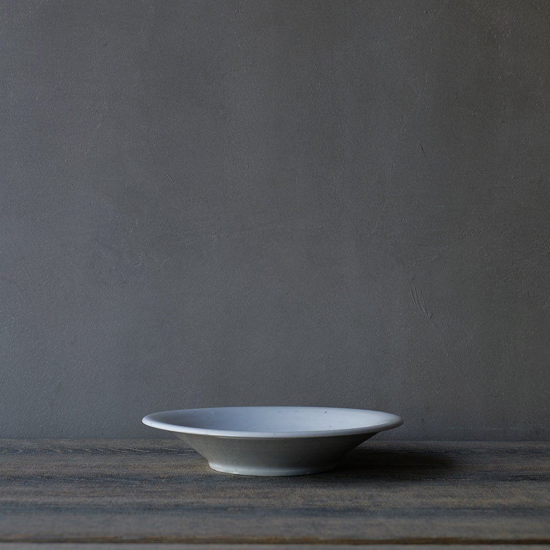 ●24-TS 21 Tomoko Sakai - White Porcelain Rimmed Plate (190mm)