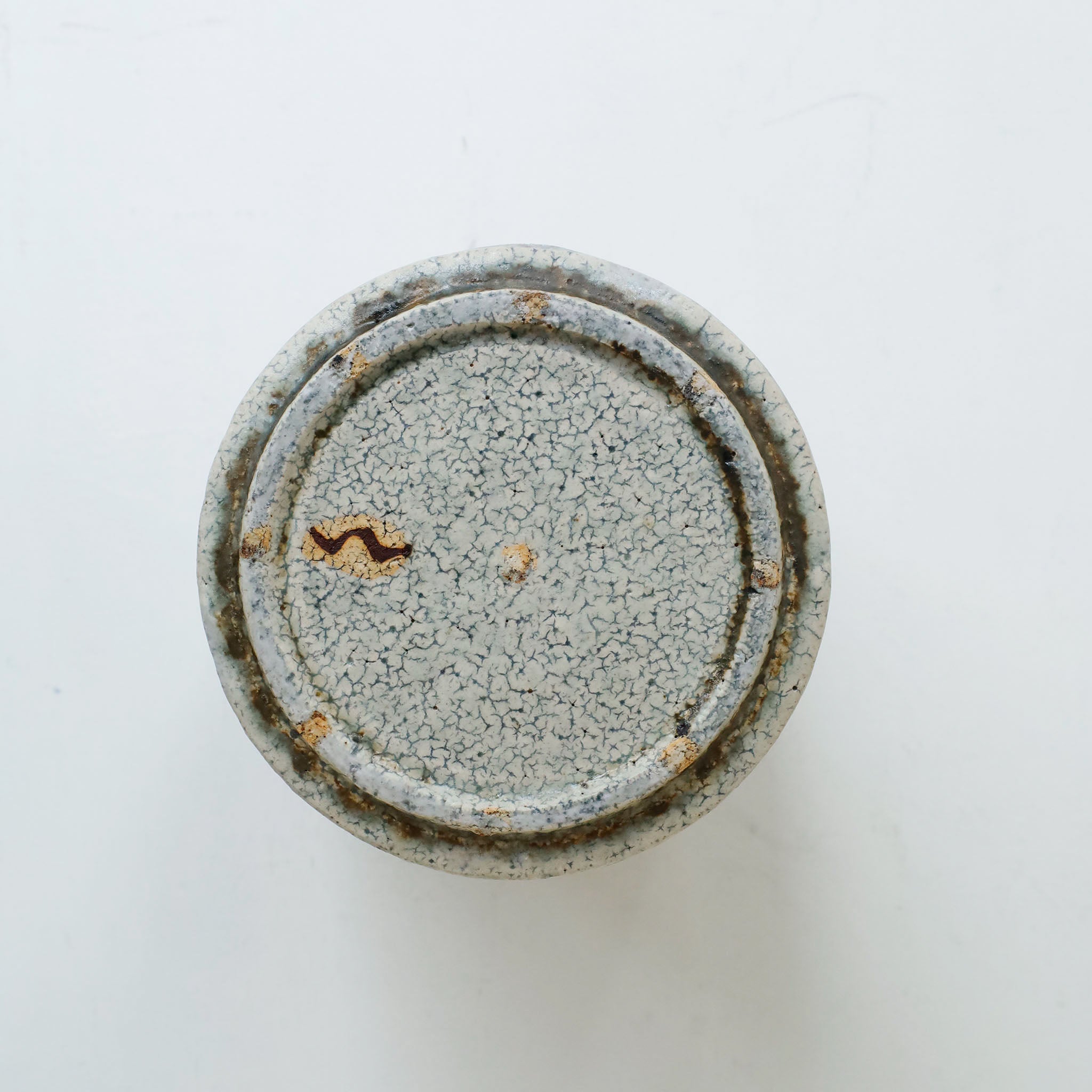 ●26-NT-71 Ash-Glazed Kohiki Water Jar A