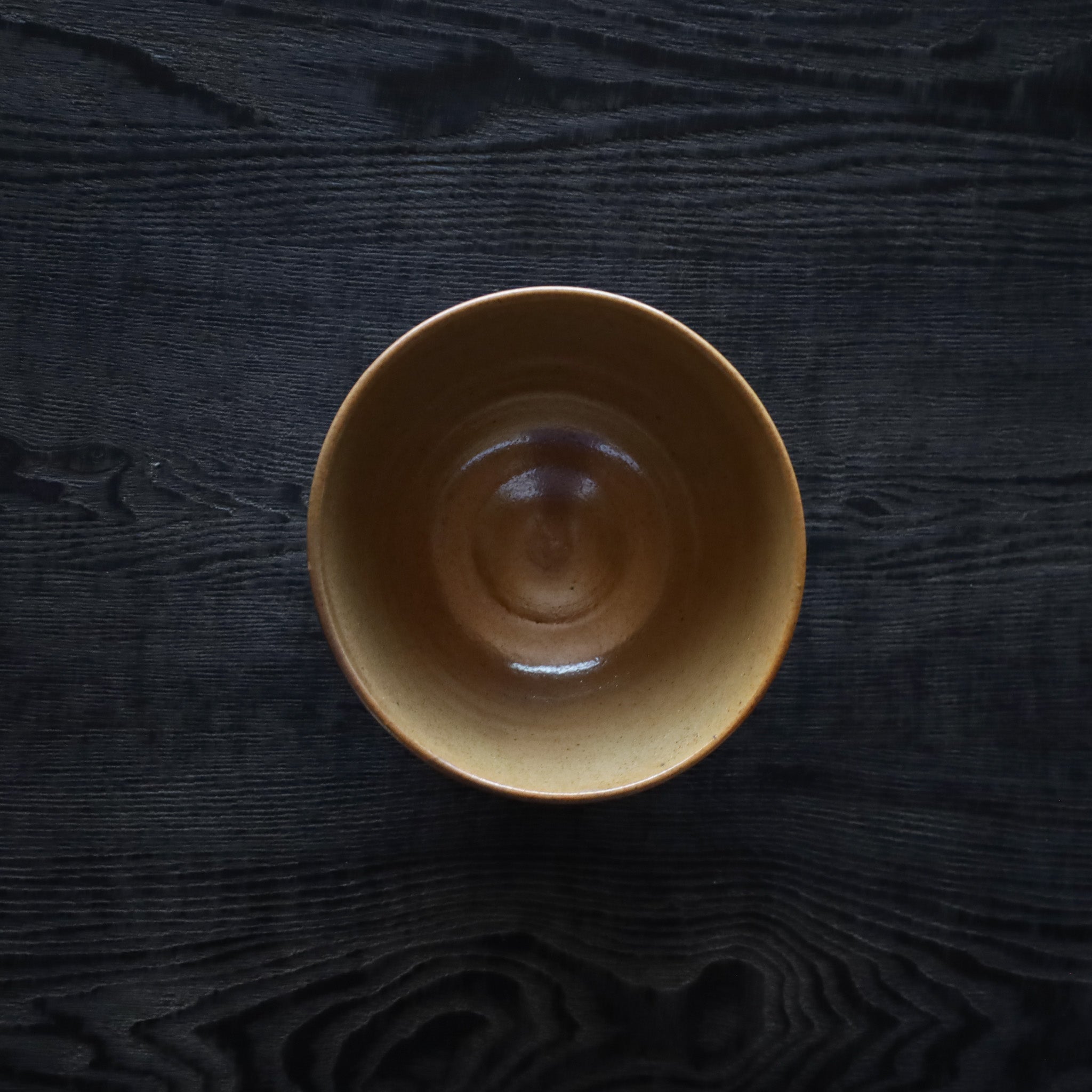 ●26-TY-145 Karatsu Katami-gawari teabowl