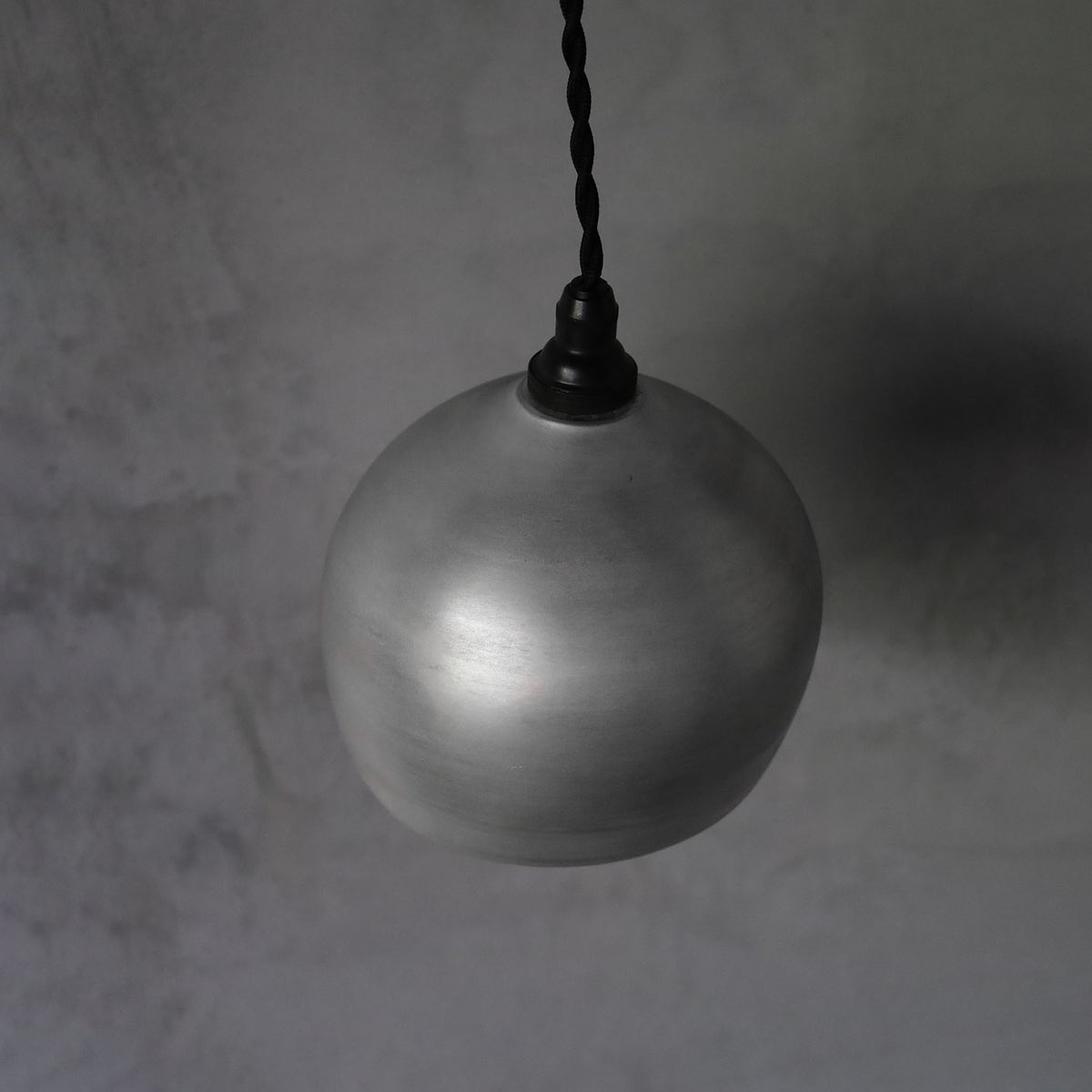 Atsushi Funakushi  Pendant Light - Round Silver